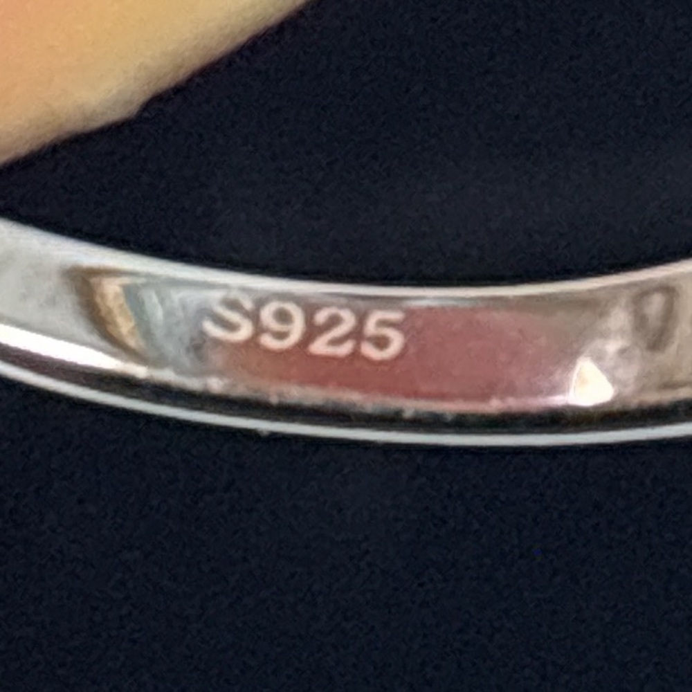NWOT! 5 moissanite diamond Band - Classic Sterling Silver - Picture 10 of 10